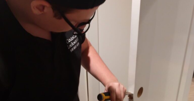 Coastal Locksmith technician best locksmith, Emergency Locksmith Orange County, Coastal Locksmith Inc, same day locksmith, mobile locksmith,